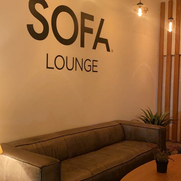 Foto tirada no(a) Sofa Lounge por . .. em 12/10/2023