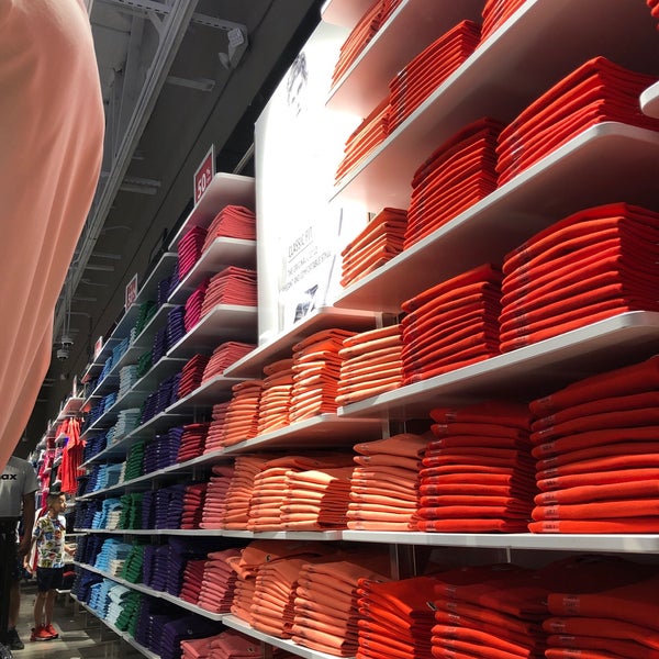 lacoste outlet mall