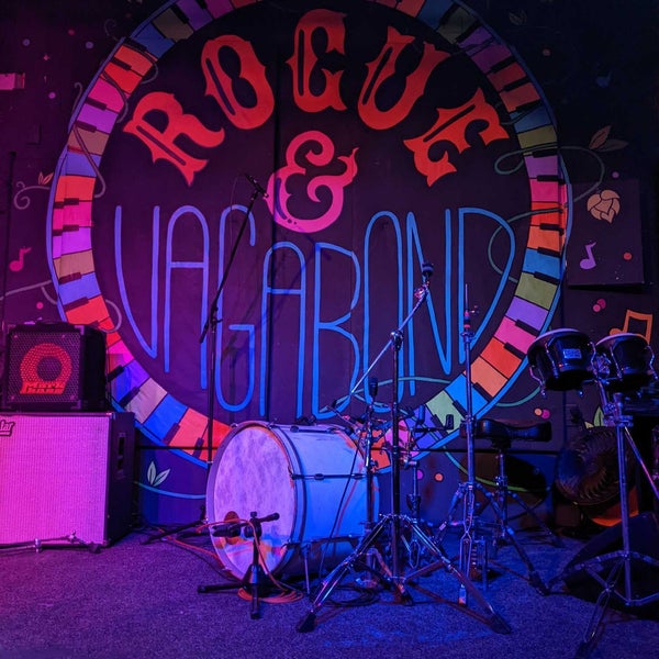 4/29/2022 tarihinde Nathan O.ziyaretçi tarafından The Rogue &amp; Vagabond'de çekilen fotoğraf
