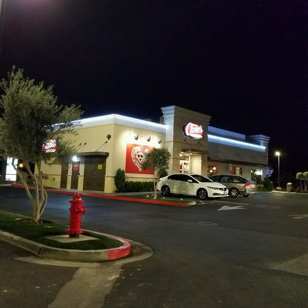 Photo taken at Raising Cane&#39;s Chicken Fingers by Papito C. on 9/22/2016