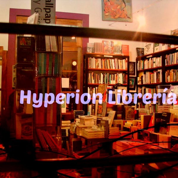 รูปภาพถ่ายที่ Hyperión Librería โดย Hyperión Librería เมื่อ 11/16/2013