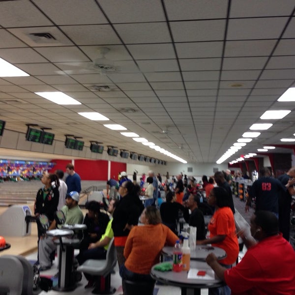 Photo taken at Buffaloe Lanes South Bowling Center by Chris S. on 11/16/2013