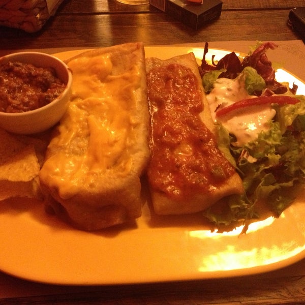 Photo prise au Restaurante Mexicano La Concha par Neno S. le5/11/2013