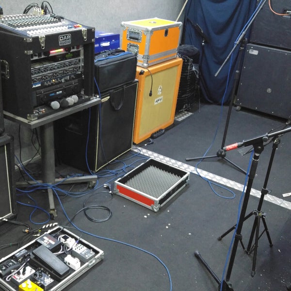 Студия нирвана. Relax studio nirvana, абакан. Студия нирвана. Хонки байкерский клуб. Премиальная студия нирвана москва.