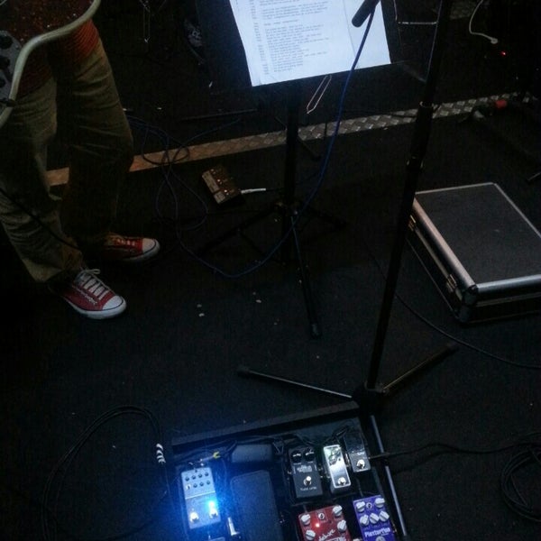 Салоны красоты в петропавловске. Студия нирвана. Студия нирвана барнаул. Нирвана в россии. Хонки байкерский клуб.