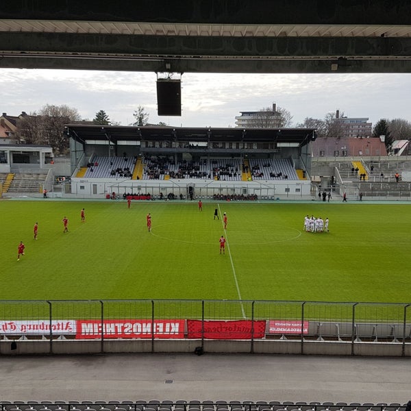 Fotos bei Städtisches Stadion an der Grünwalder Straße Giesing Grünwalder Str. 4 Fotos bei Städtisches Stadion an der Grünwalder Straße Giesing Grünwalder Str. 4