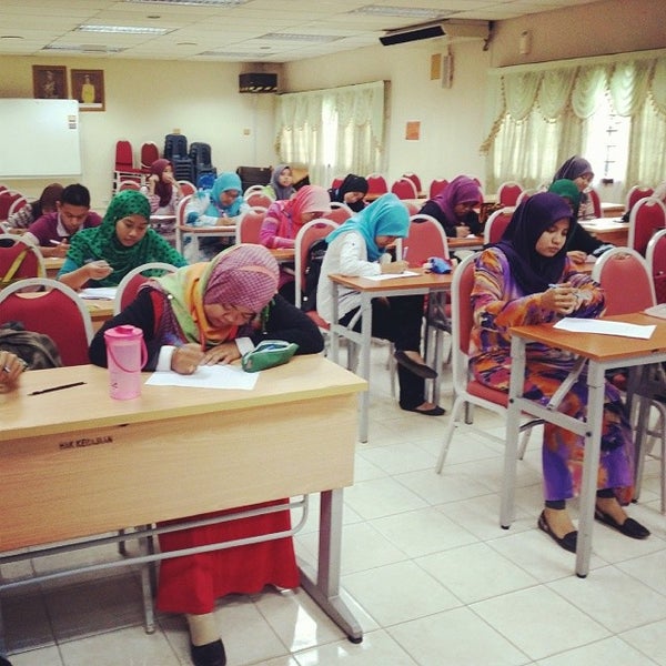 Bilik Seminar Kklj Kolej Komuniti Ledang