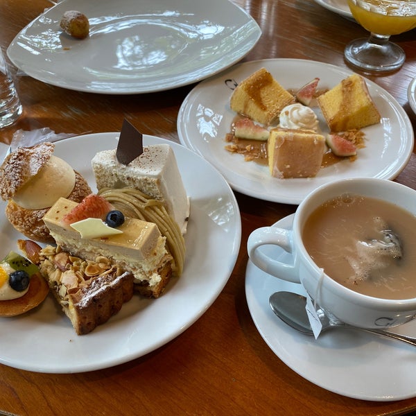 クラブハリエ 守山玻璃絵館ティールーム Cafe En 守山市吉身
