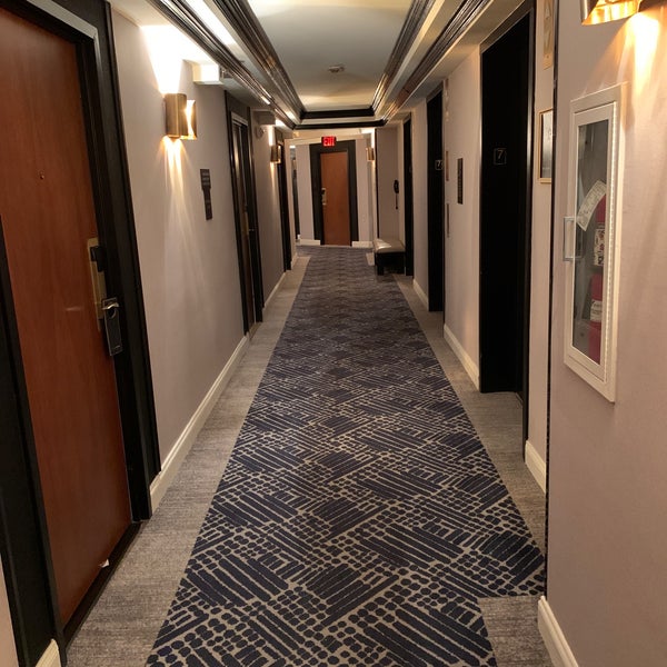Снимок сделан в St. Gregory Hotel пользователем santagati 10/14/2019