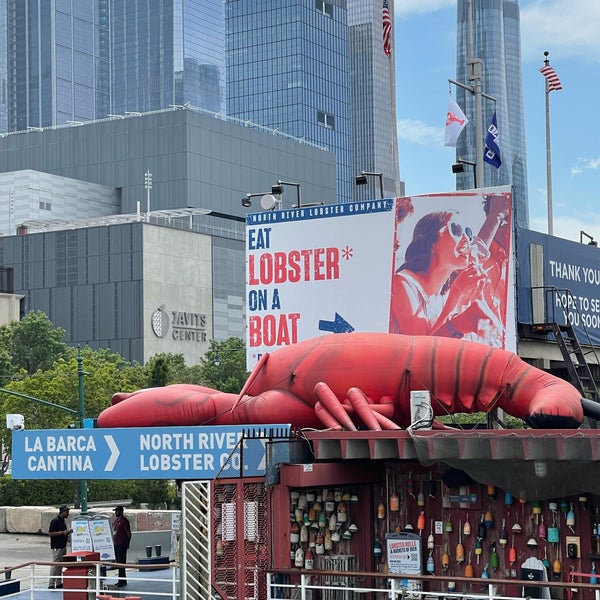7/28/2022 tarihinde santagatiziyaretçi tarafından North River Lobster Company'de çekilen fotoğraf