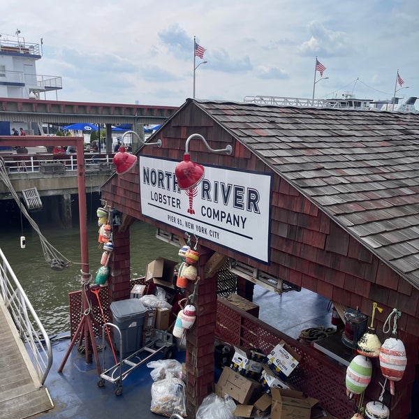 Foto scattata a North River Lobster Company da santagati il 7/28/2022