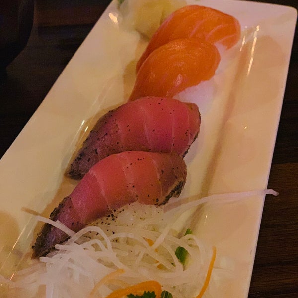 Das Foto wurde bei Mikoto Ramen &amp; Sushi Bar von LOE 🎼 am 9/23/2019 aufgenommen