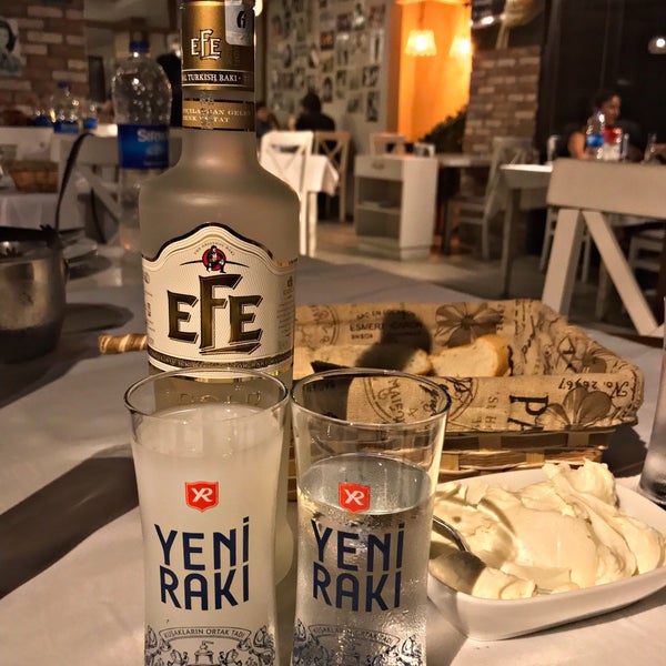 Foto tirada no(a) Ehl-i Keyf por Şükrü G. em 8/19/2018