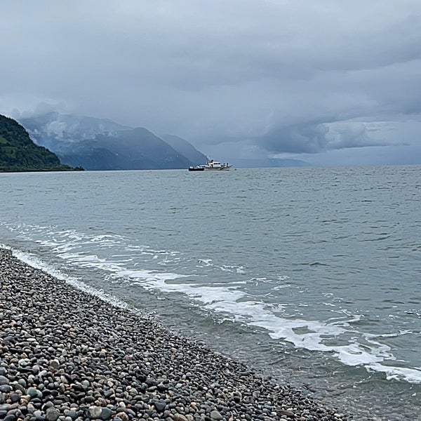 Осенний пляж в Сарпи