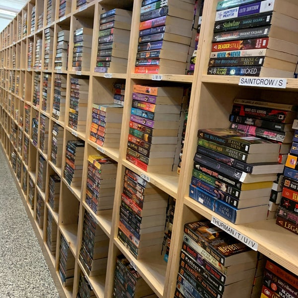 Photo taken at McKay Used Books, CDs, Movies &amp; More by Tashia R. on 2/2/2020