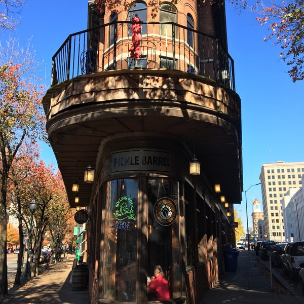 Pickle Barrel Downtown Chattanooga Chattanooga, TN