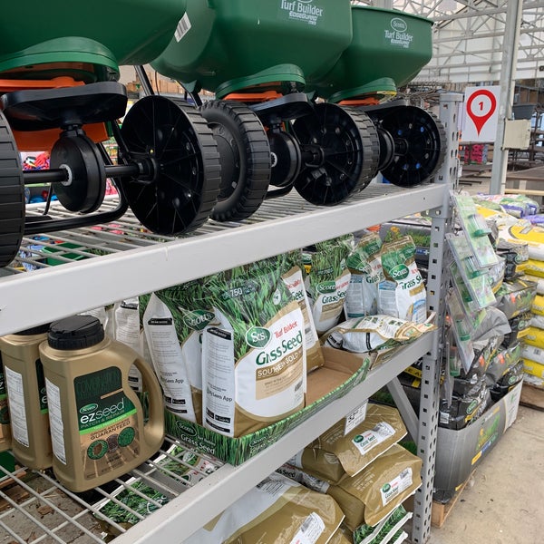 Lowe's Spring Hill'de Hırdavat Mağazası