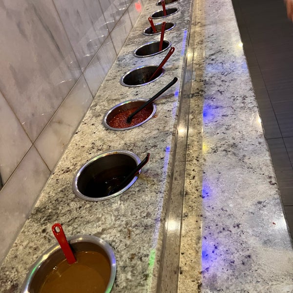 6/4/2022에 Tashia R.님이 Sichuan Hot Pot &amp; Asian Cuisine에서 찍은 사진
