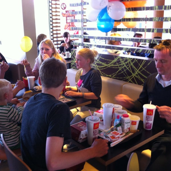 5/1/2013 tarihinde Hennie J.ziyaretçi tarafından McDonald&#39;s'de çekilen fotoğraf