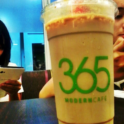 Photo taken at 365 Modern Cafe by KB S. on 7/16/2013