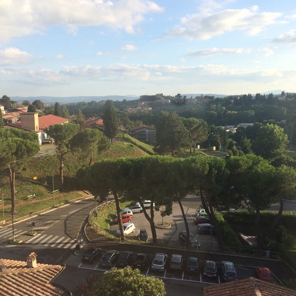 Foto scattata a Hotel Italia Siena da Elena K. il 7/27/2014