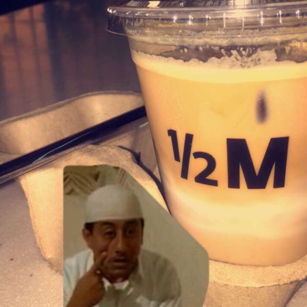 Half Million Coffee Now Closed Coffee Shop In Riyadh