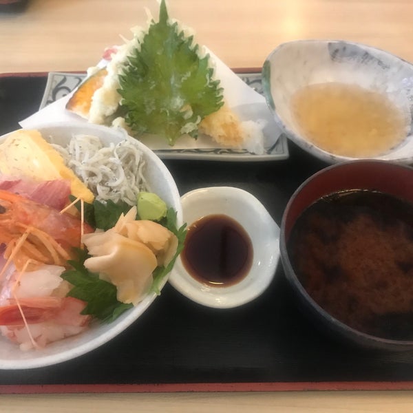 漁港めし家 牧原鮮魚店 - Seafood Restaurant in 蒲郡市