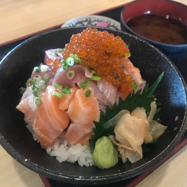 漁港めし家 牧原鮮魚店 - Seafood Restaurant in 蒲郡市