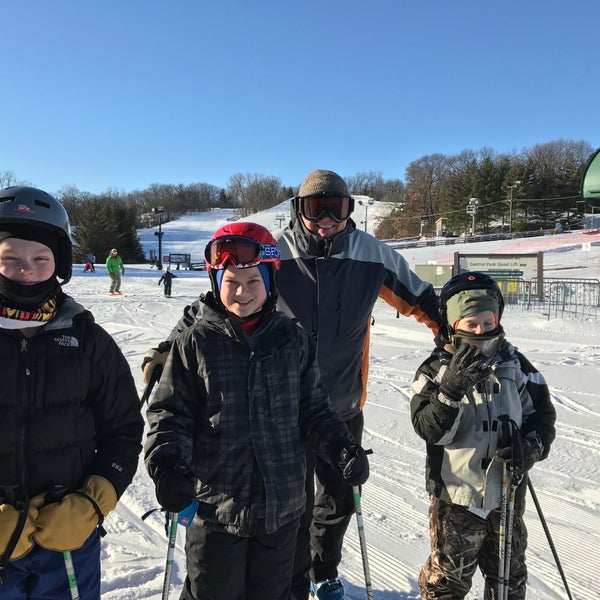 Photo taken at Hyland Ski and Snowboard Area by Tom T T. on 2/3/2017