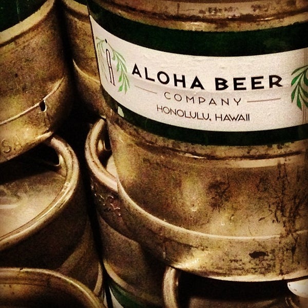 Photo taken at Aloha Beer Company by Rob B. on 12/15/2012