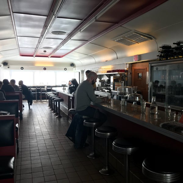 10/14/2018にChristopher M.がGrazin&#39; Dinerで撮った写真