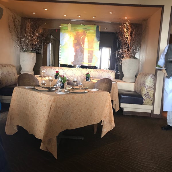 Photo taken at Auberge du Soleil by Christopher M. on 2/16/2019