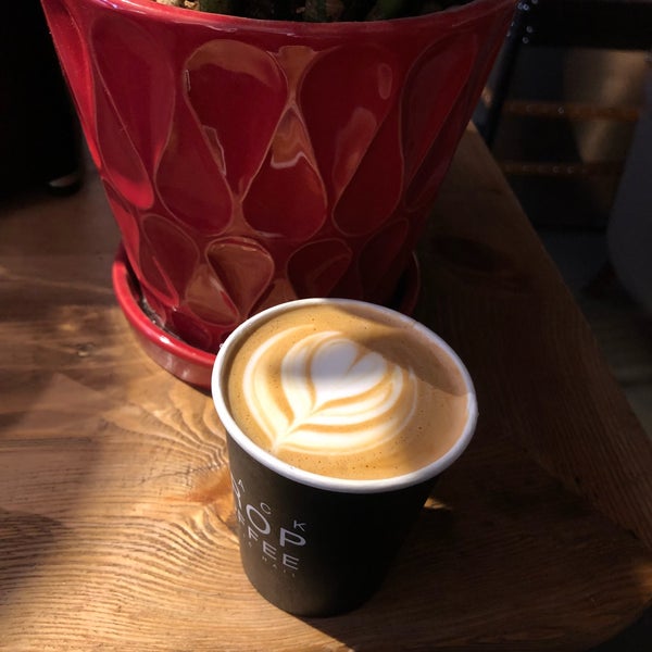 1/1/2019에 GHADA님이 Black Drop Coffee, Inc.에서 찍은 사진