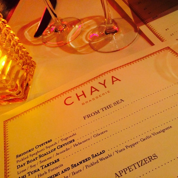 12/25/2014 tarihinde M A.ziyaretçi tarafından Chaya Brasserie'de çekilen fotoğraf