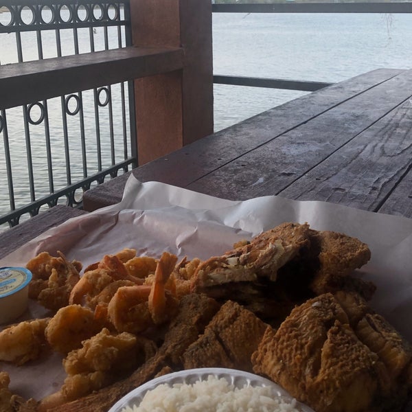 Pier Eight Seafood Restaurant Marisquería