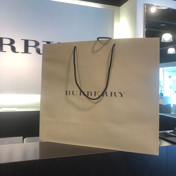 Burberry outlet store cypress sales