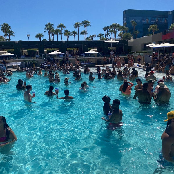 Wet Republic Ultra Pool at The MGM Grand