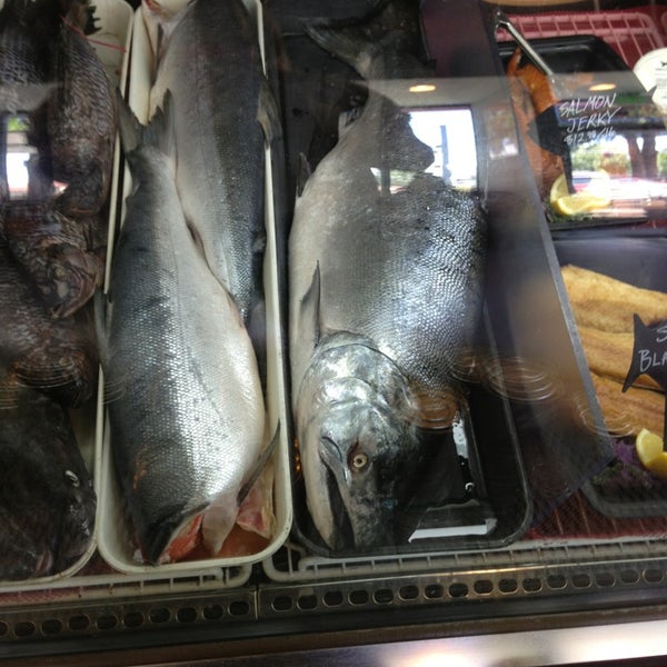 7/13/2013 tarihinde Lorelei F.ziyaretçi tarafından Fisherman&#39;s Market'de çekilen fotoğraf