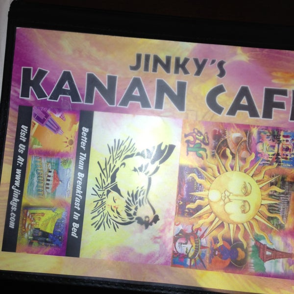 4/13/2013 tarihinde Lorelei F.ziyaretçi tarafından Jinky&#39;s Kanan Cafe'de çekilen fotoğraf
