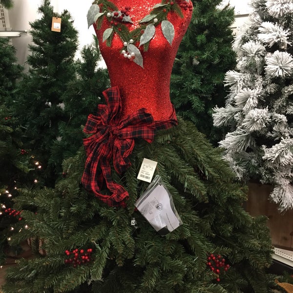 HomeGoods Furniture and Home Store in Thousand Oaks