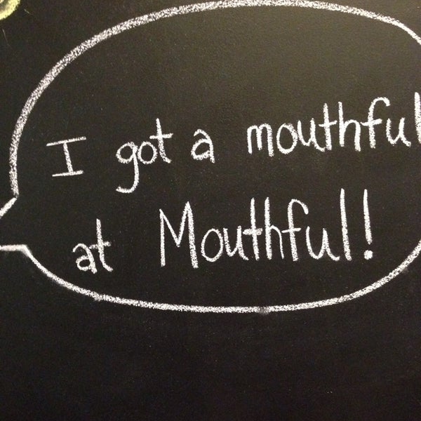 7/13/2014 tarihinde Lorelei F.ziyaretçi tarafından Mouthful Eatery'de çekilen fotoğraf
