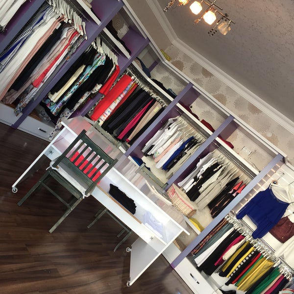 G star raw магазин. Архитектурная мода в европе. G boutique. G boutique. G boutique.