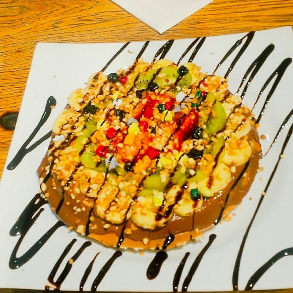 Photo taken at Costa Cafe &amp; Restaurant by ⭐ ASLI KURT ⭐ on 4/7/2019