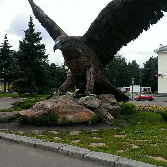 Орел на вокзале в городе орле