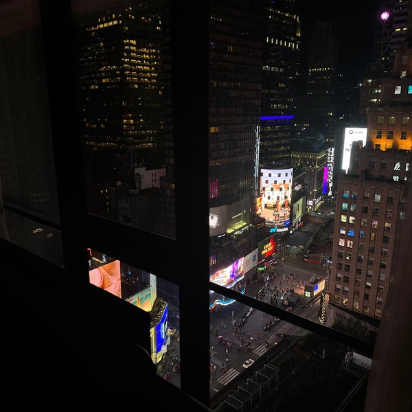7/24/2023 tarihinde Nouf Kziyaretçi tarafından New York Marriott Marquis'de çekilen fotoğraf