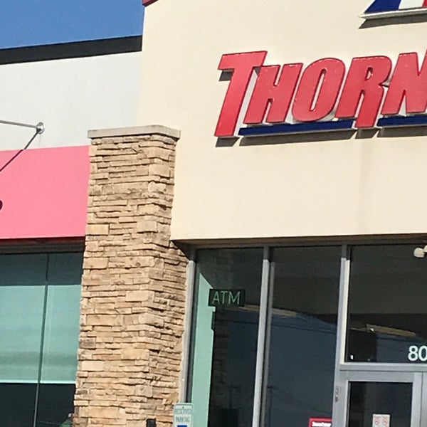 Thorntons Convenience Store in Cary