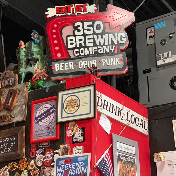 Photo taken at 350 Brewing Company by Knick B. on 8/24/2019