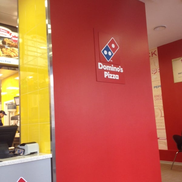 Новости и сообщения из официальной группы Вконтакте Пиццерии Domino pizza на мет