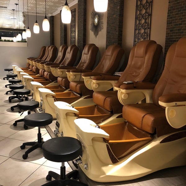 VIP Nail Studio - Nail Salon