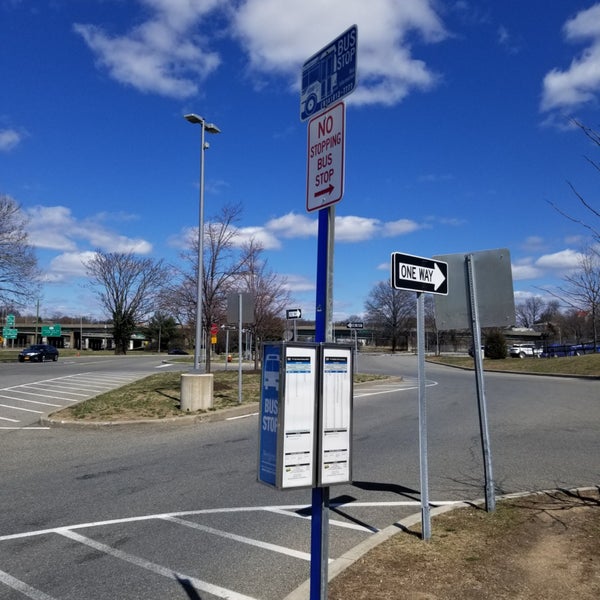 Bee-Line Bus System at Cross County Center Mall: (BL 20, 21, 25, 26, 55